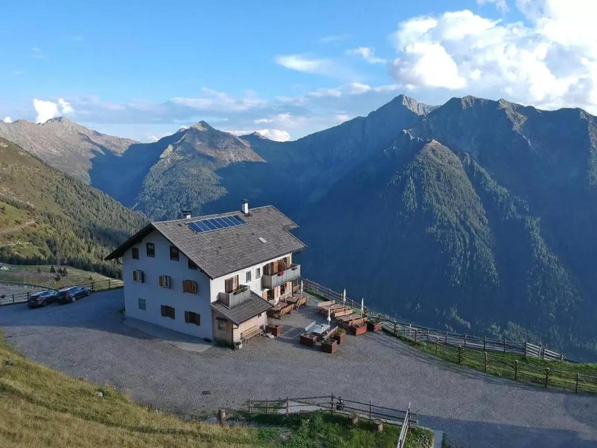 Вилла Enzianhuette Jaufenpass Сан-Леонардо-ин-Пассирия Экстерьер фото